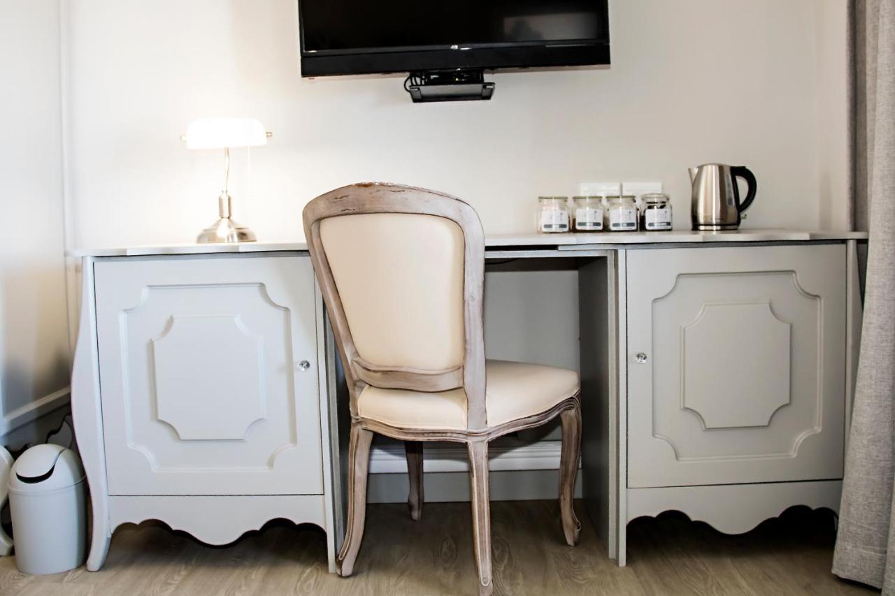 French Karoo Guesthouse Beaufort West Extérieur photo