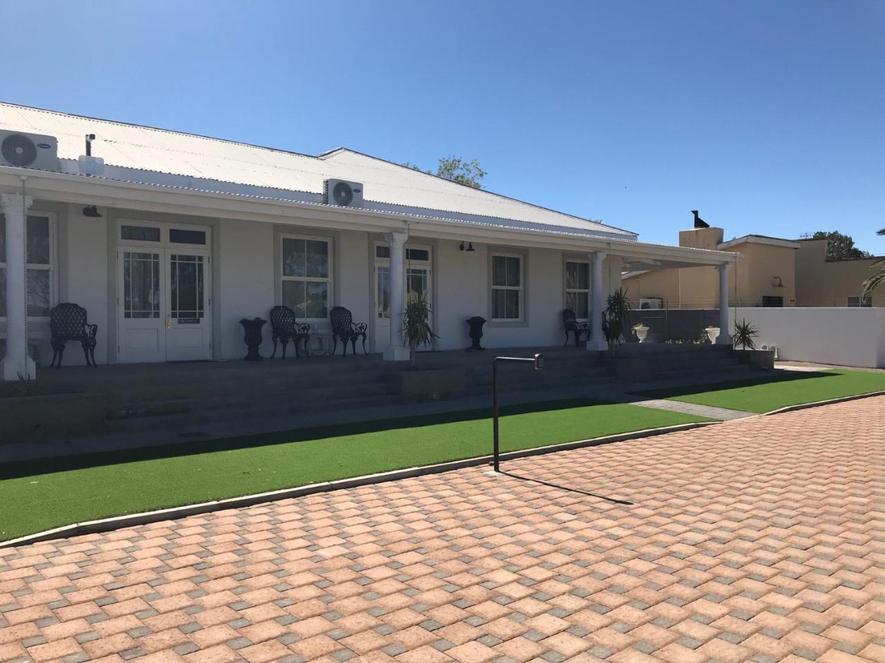 French Karoo Guesthouse Beaufort West Extérieur photo